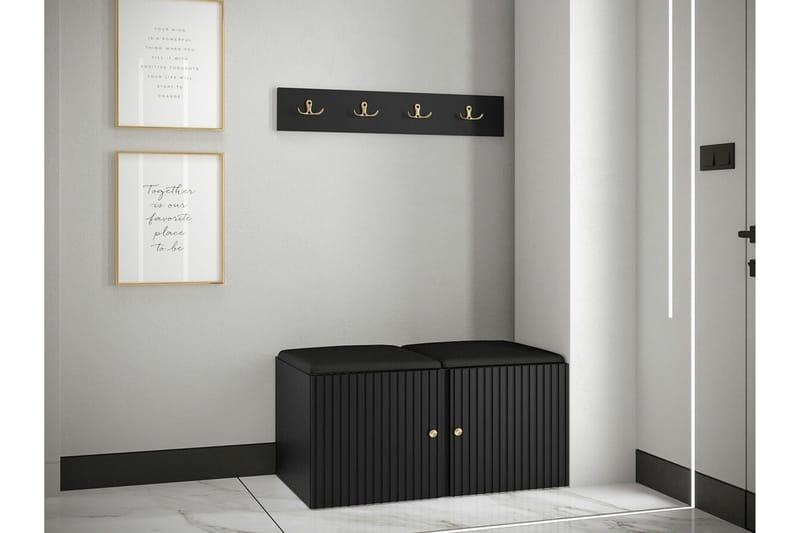 Dunvegan Highboard Black - Products - Förvaring - Skåp - Förvaringsskåp