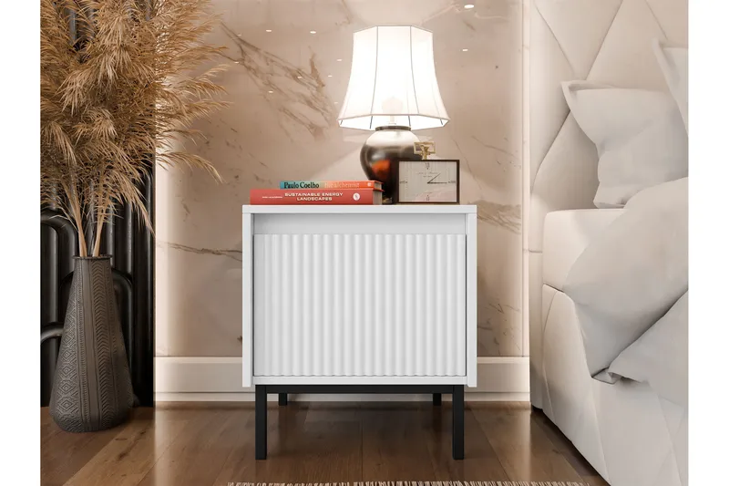 Bjurholm Sängbord 45 cm - Vit - Products - Möbler - Bord & matgrupp - Avlastningsbord & sidobord - Sängbord & nattduksbord