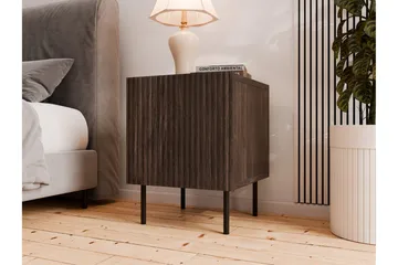 Hammarstrand Sängbord 45 cm - Valnöt - Products - Möbler - Bord & matgrupp - Avlastningsbord & sidobord - Sängbord & nattduksbord