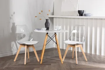 Danburi Matgrupp 60 cm Rund med 2 Edvin stolar - Vit - Products - Möbler - Bord & matgrupp - Matgrupp