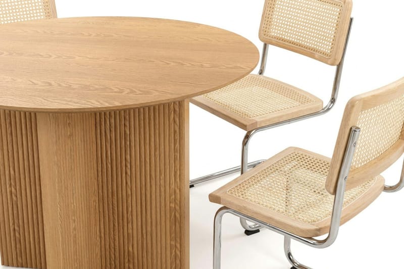 Edda Matgrupp runt 110 cm Ek med 4 Build Matstolar - Ek - Products - Möbler - Bord & matgrupp - Matgrupp