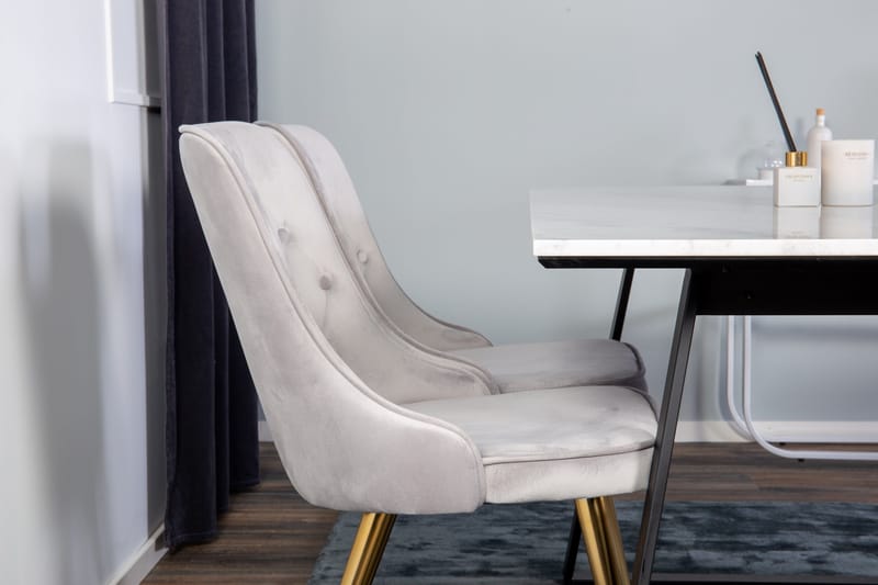 Estelle Matgrupp 140 cm Rektangulär med 4 Velvet stolar - Svart/Guld - Products - Möbler - Bord & matgrupp - Matgrupp