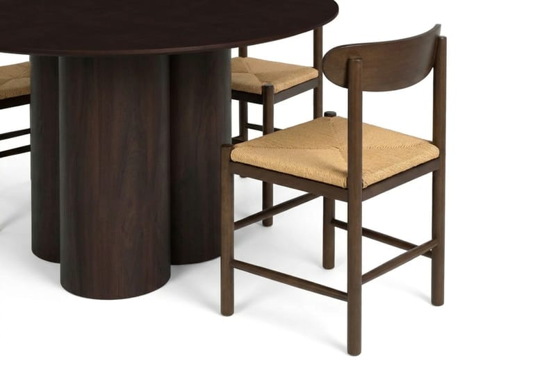 Juno Matgrupp runt 110 cm Rökt Ek med 4 Malte Matstolar - Products - Möbler - Bord & matgrupp - Matgrupp
