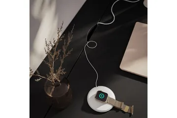 Nevy Skrivbord 140x60 cm - Svart - Products - Möbler - Bord & matgrupp - Kontorsbord - Datorbord