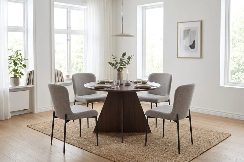 Vera Matgrupp runt 110 cm Valnöt med 4 Elsie Matstolar - Valnöt/Ljusgrå - Products - Möbler - Bord & matgrupp - Matgrupp