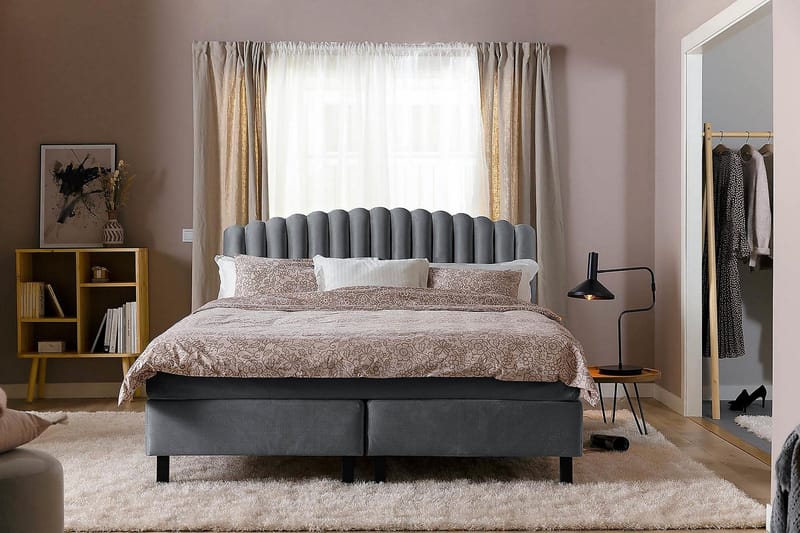 Davia Sänggavel 180 cm - Mörkgrå/Sammet - Products - Möbler - Säng - Sängtillbehör & sänggavel - Sänggavel