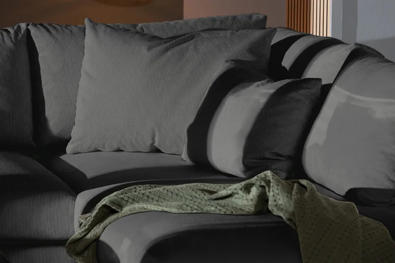 Menard 4-sits Högervänd L-formad Djup Schäslongsoffa i Manchester - Grå - Products - Möbler - Soffa - Divansoffa & schäslongsoffa - 4 sits soffa med divan