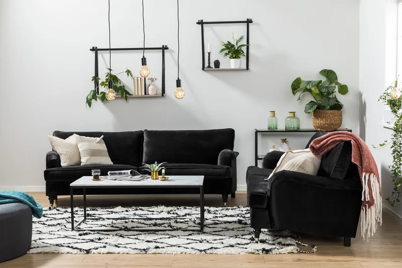 Howard Classic 2-sits Svängd Sammetssoffa - Svart - Products - Möbler - Soffa - Sammetssoffa