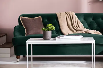 Howard Riviera 2-sits Sammetssoffa - Grön - Products - Möbler - Soffa - Sammetssoffa