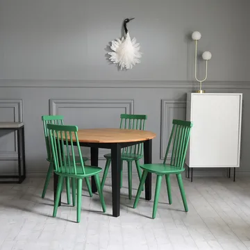 Grön pinnstol färgkod RAL6001 - Grön RAL6001 - Products - Möbler - Fåtölj & stolar - Matstol & köksstol