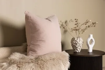 Tyra Kuddfodral - Ljusrosa - Products - Textil & mattor - Kudde & kuddfodral - Kuddfodral