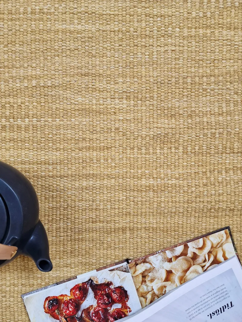 Birka Ullmatta 135x190 - Ockragul - Products - Textil & mattor - Matta - Modern matta - Ullmatta