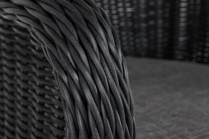 Marcus Light Utefåtölj med Dyna – Loungefåtölj i Konstrotting för Utemöbler - Svart - Products - Utemöbler & utemiljö - Loungemöbler - Loungestol utomhus